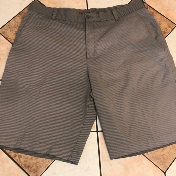 Nike golf shorts size 35 men performance wear - Picture 1 of 10